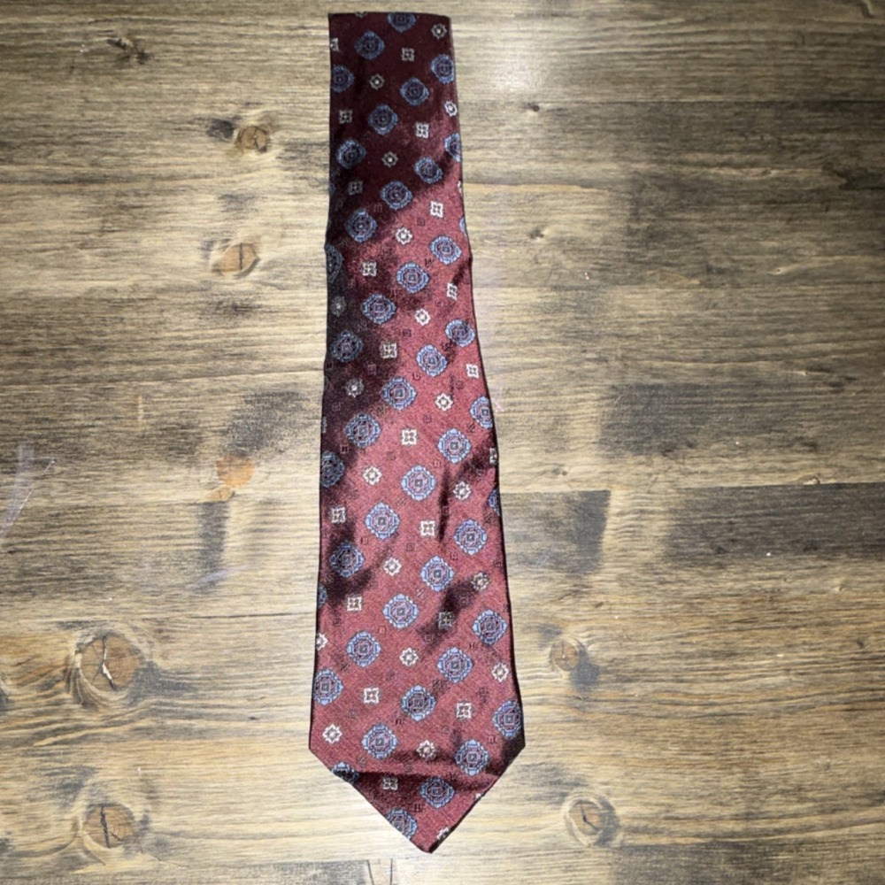 Vintage Jacobs Roberts Ltd. Silk Men's Tie: Handmade